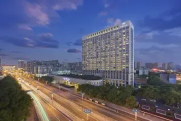Hilton Hefei Exterioe Dusk