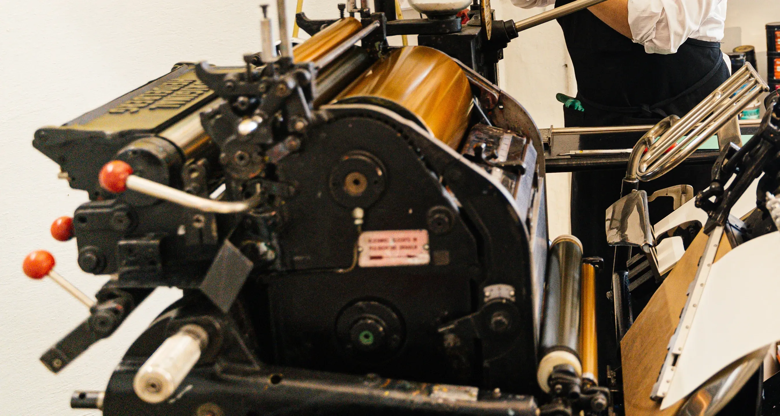traditional printing and binding machinery