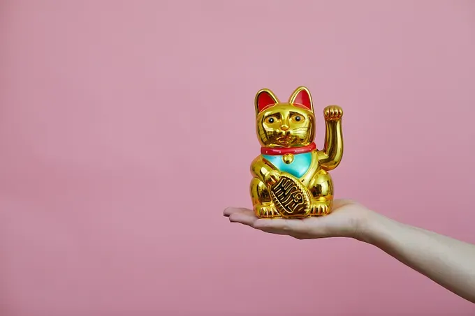 lucky cat according to feng shui