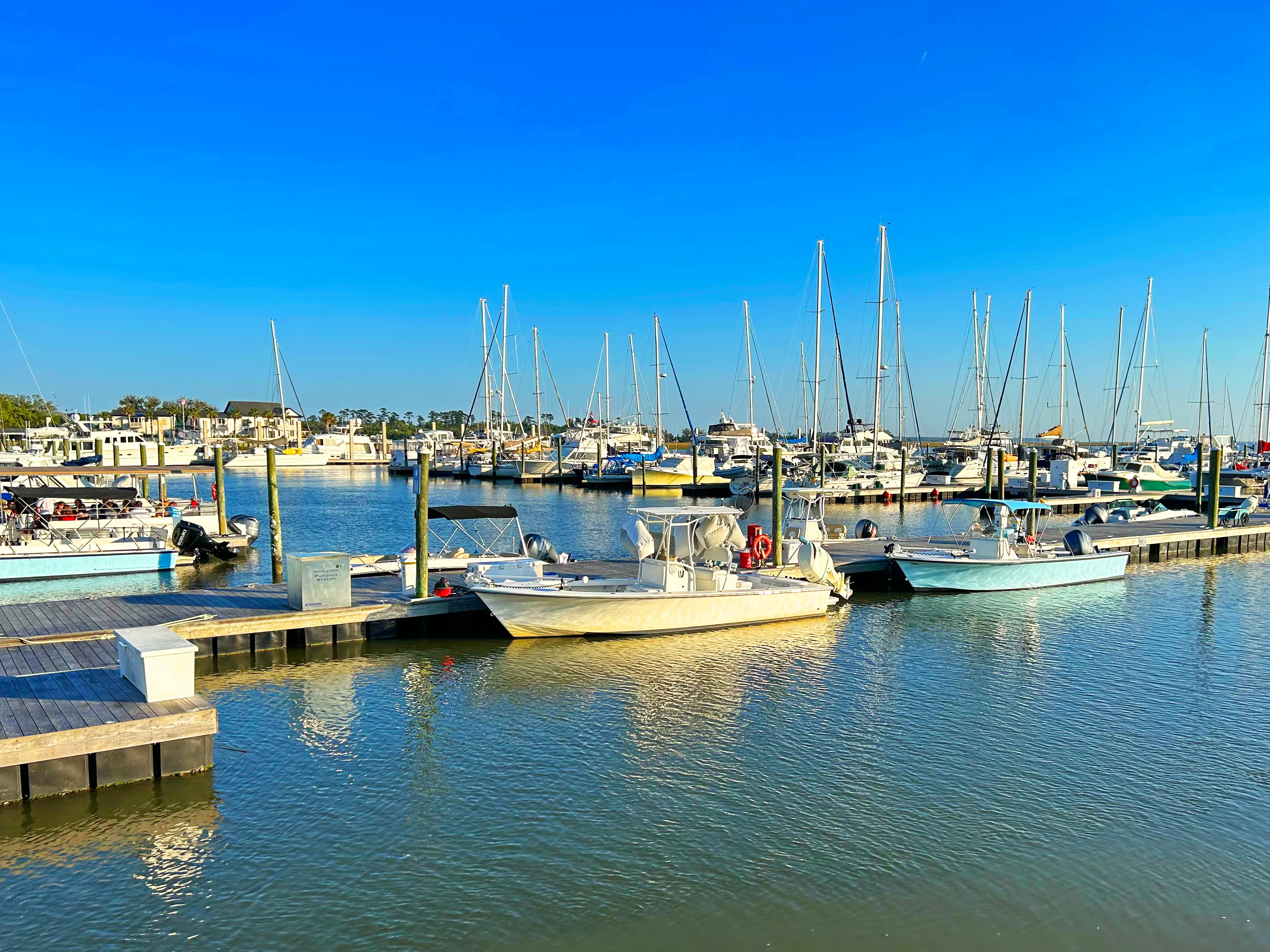 McIntosh Water Front/View lots