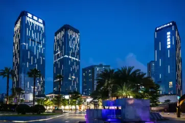 Pullman Zhuhai Exterior Night