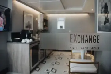 EXchange Hotel Vancouver Executive Lounge