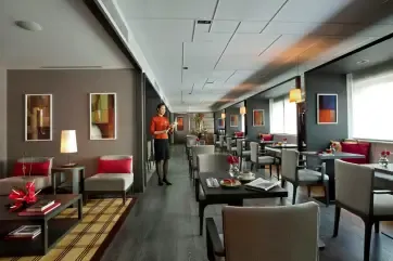Orchard Hotel Singapore Premier Lounge
