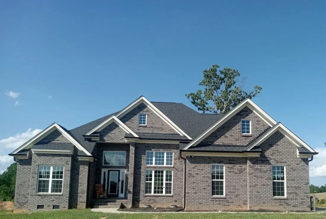 seamless gutters on residential home in Albemarle, NC