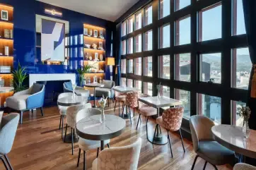 Melia Bilbao The Level Lounge