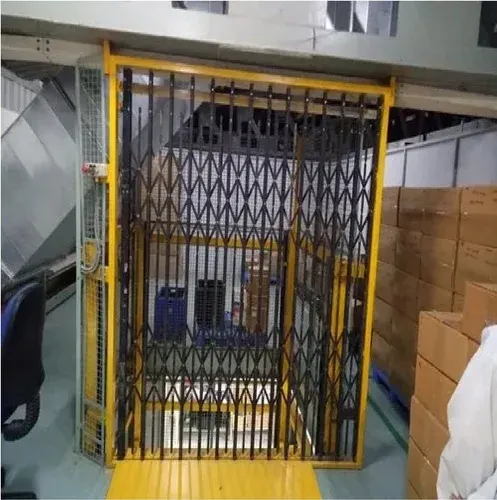 Warehouse Goods Lift