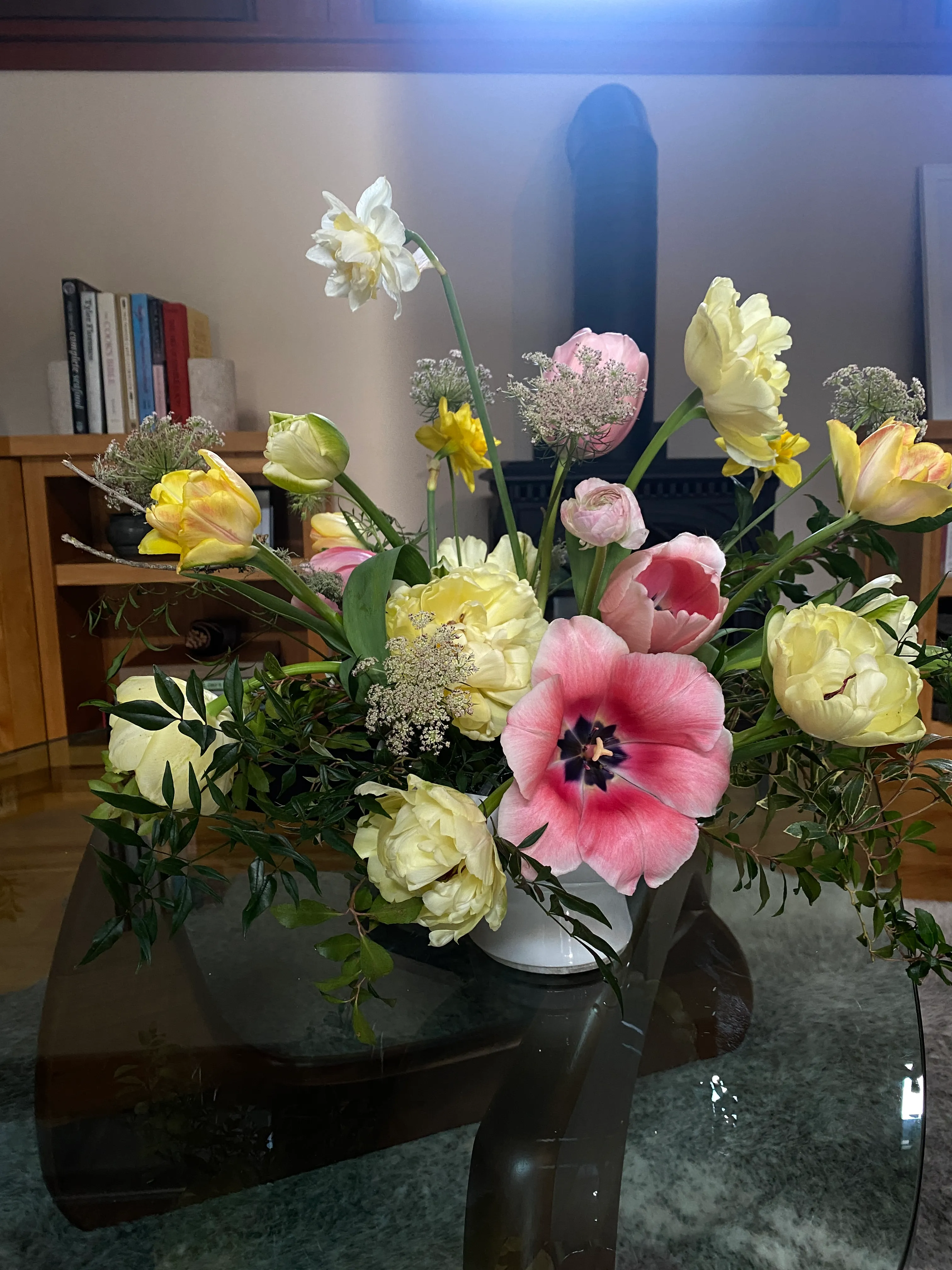 spring tulip flower arrangement