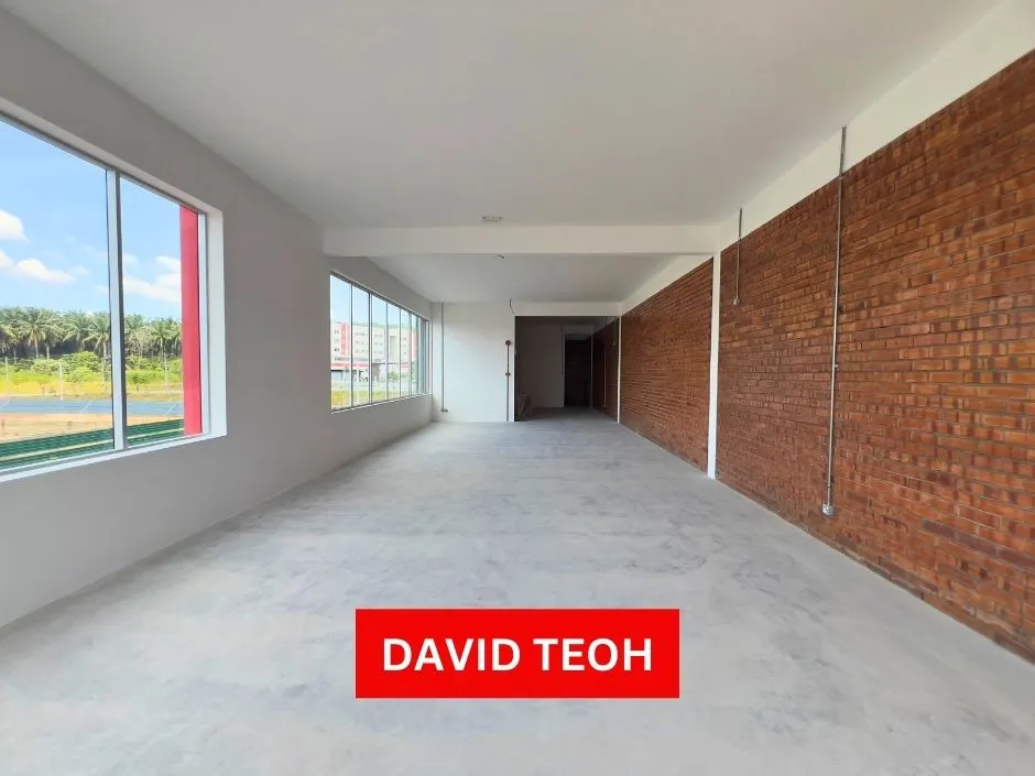 kullim new semi-detached factory for rent at taman industri waja
