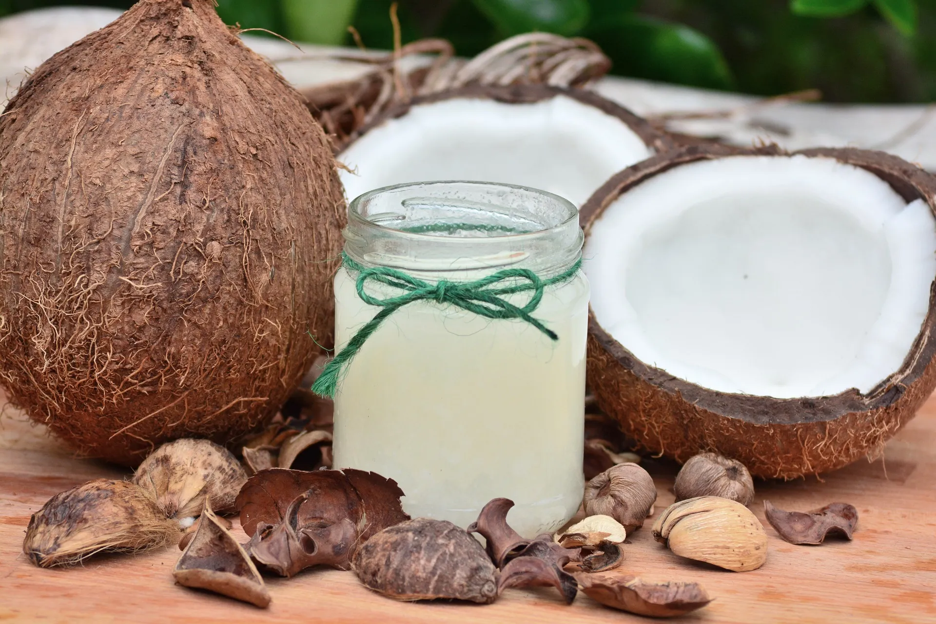 Coconut oil offers many health and beauty benefits.