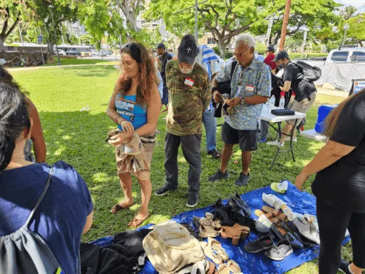 Grabbing donations Jun 24 2023 512x384 c