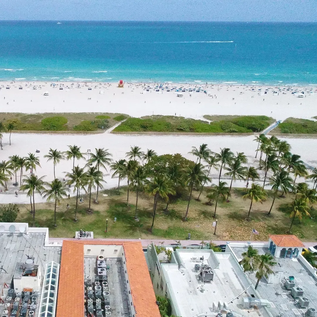 Iconic Miami Locale - Walk to Attractions