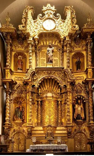 Casco Viejo - Golden Altar - Iglesia de San Jose 