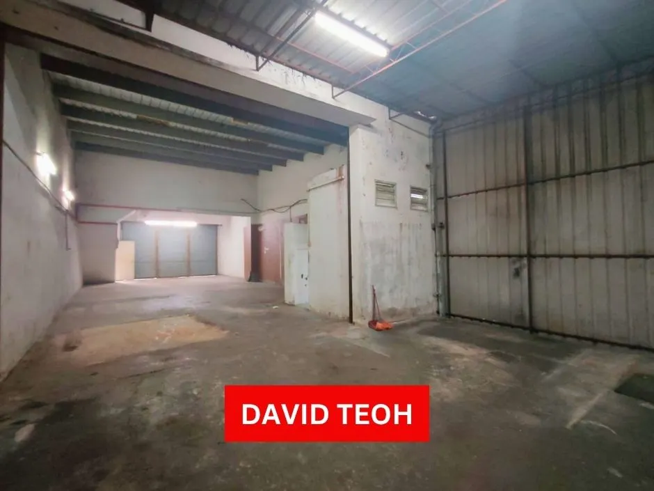 usahajaya permatang tinggi light industrial for rent
