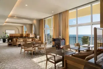 The Ritz-Carlton Aruba Carlton Club Lounge