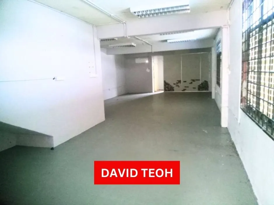 3 storey corner shoplot for rent at simpang ampat
