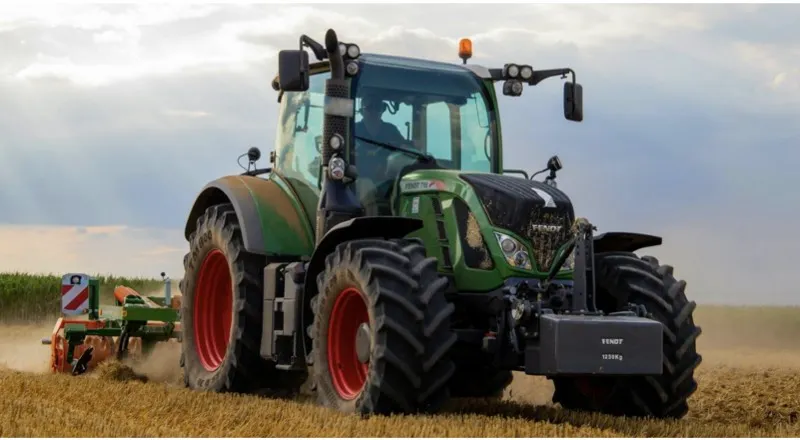 Tractor