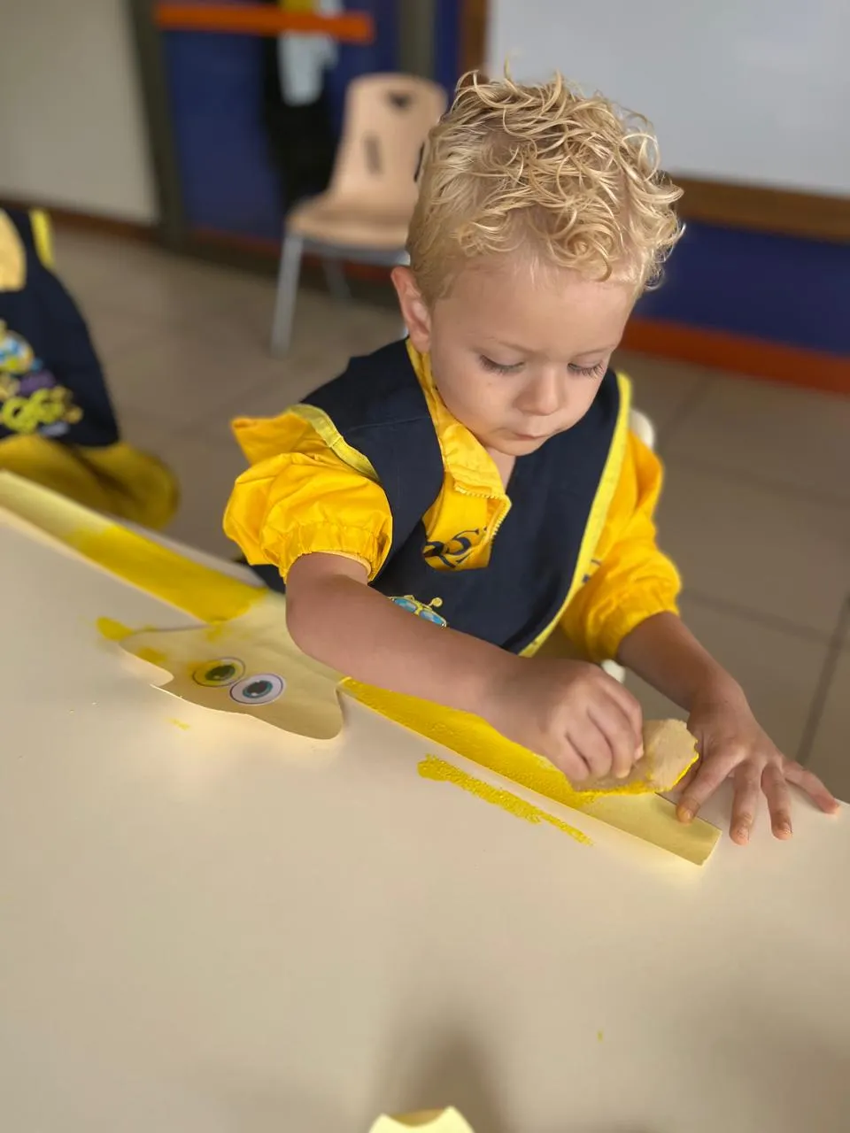 Experimentación sensorial con método Montessori en Colegio WonderBees Preschool, Cayalá zona 16