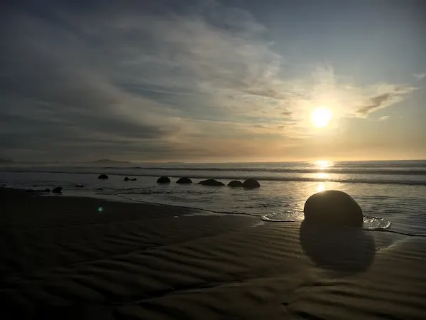 Find My BusinessOffice | Moerki Boulders