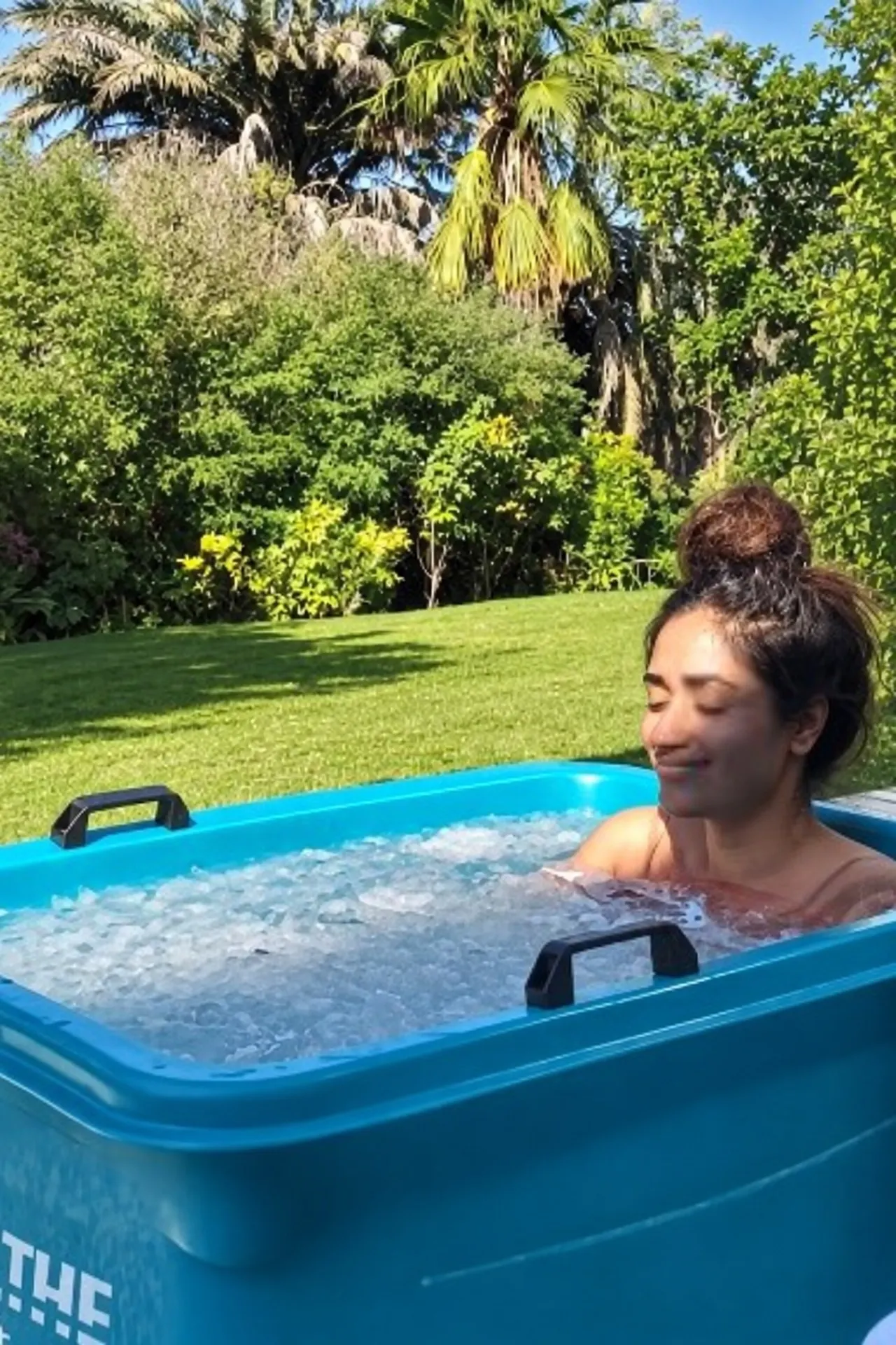 Ice bath and cold plunge experience supporting recovery, resilience, and mental clarity