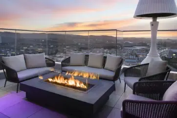 Marriott Irvine Spectrum Firepit