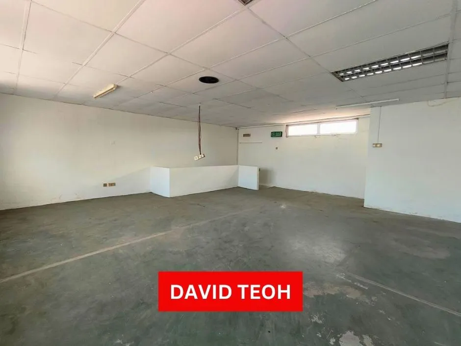 usahajaya refurbished terrace factory warehouse for rent in permatang tinggi