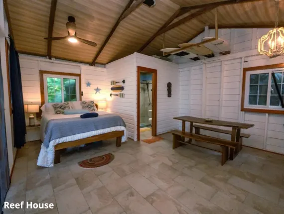 Best in Panama - Casa Serenity by the Sea Bed Room- Bocas del Toro - Special Offer