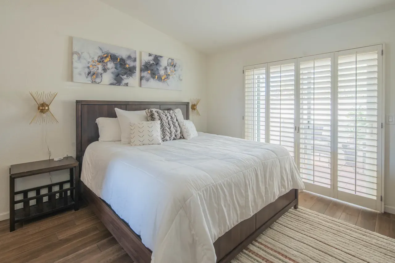Airbandb in Scottsdale AZ King Bed Bedrooms, double bedrooms, luxury bedrooms, airbnb