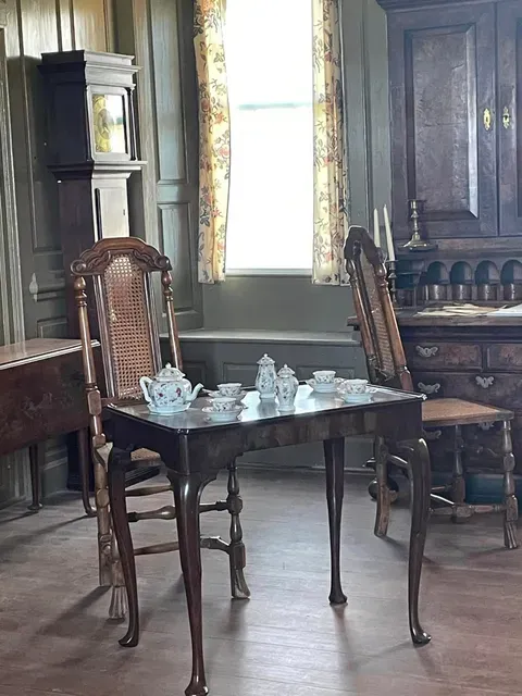 Elizabeth Bray Allen updated the interior rooms of Bacons Castle to fashionable 18th century English style, including furniture and teapots