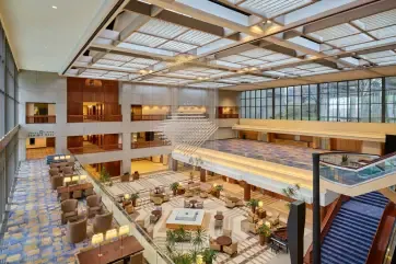 Sheraton Kansas City Hotel at Crown Center Lobby