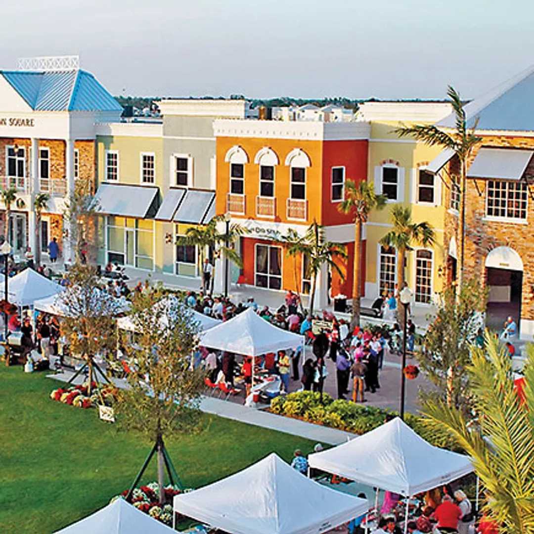 Retail Haven: Tradition Village Center, Your 5-Minute Shopping and Dining Delight