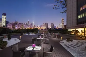 Jin Jiang Tower, Shanghai Terrace Dining