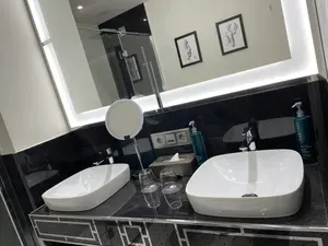 bathroom Doubletree by Hilton a Coruña