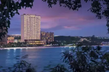 Dusit Thani Guam Resort Exterior Dusk