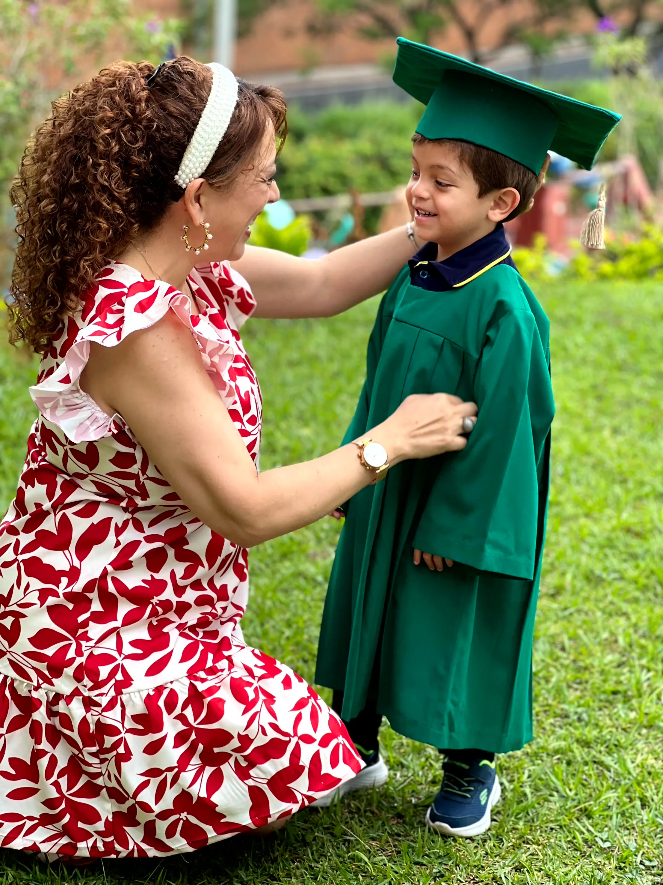 Directora en Graduación Wonderbees Preschool Cayalá zona 16