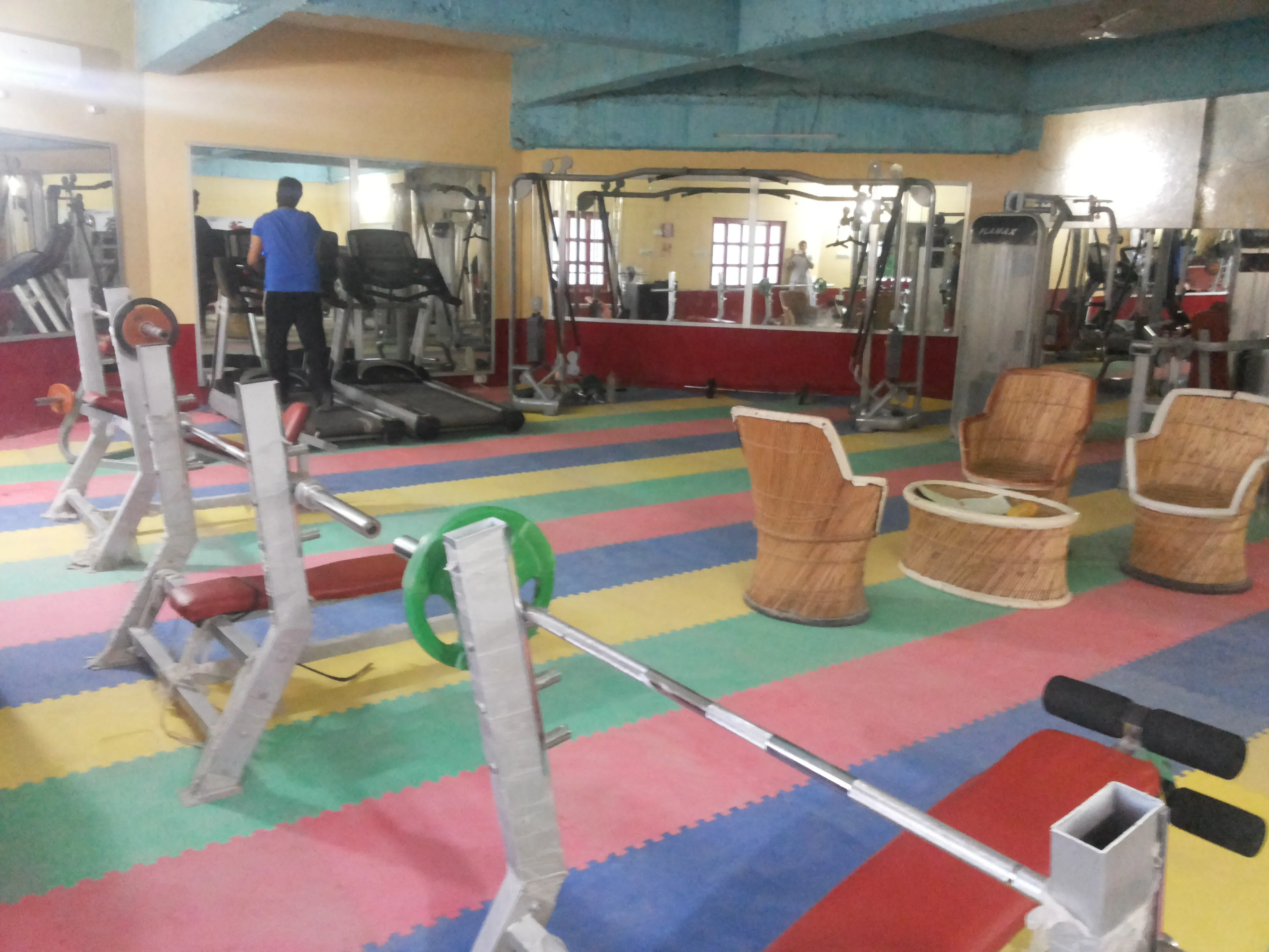 hayat makarana gym