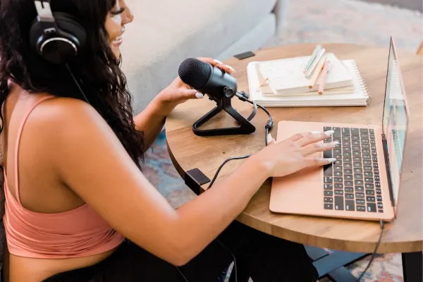 Unleashing the Power of Podcasts: A Comprehensive Guide to Starting, Growing, and Monetizing Your Show; Part 1