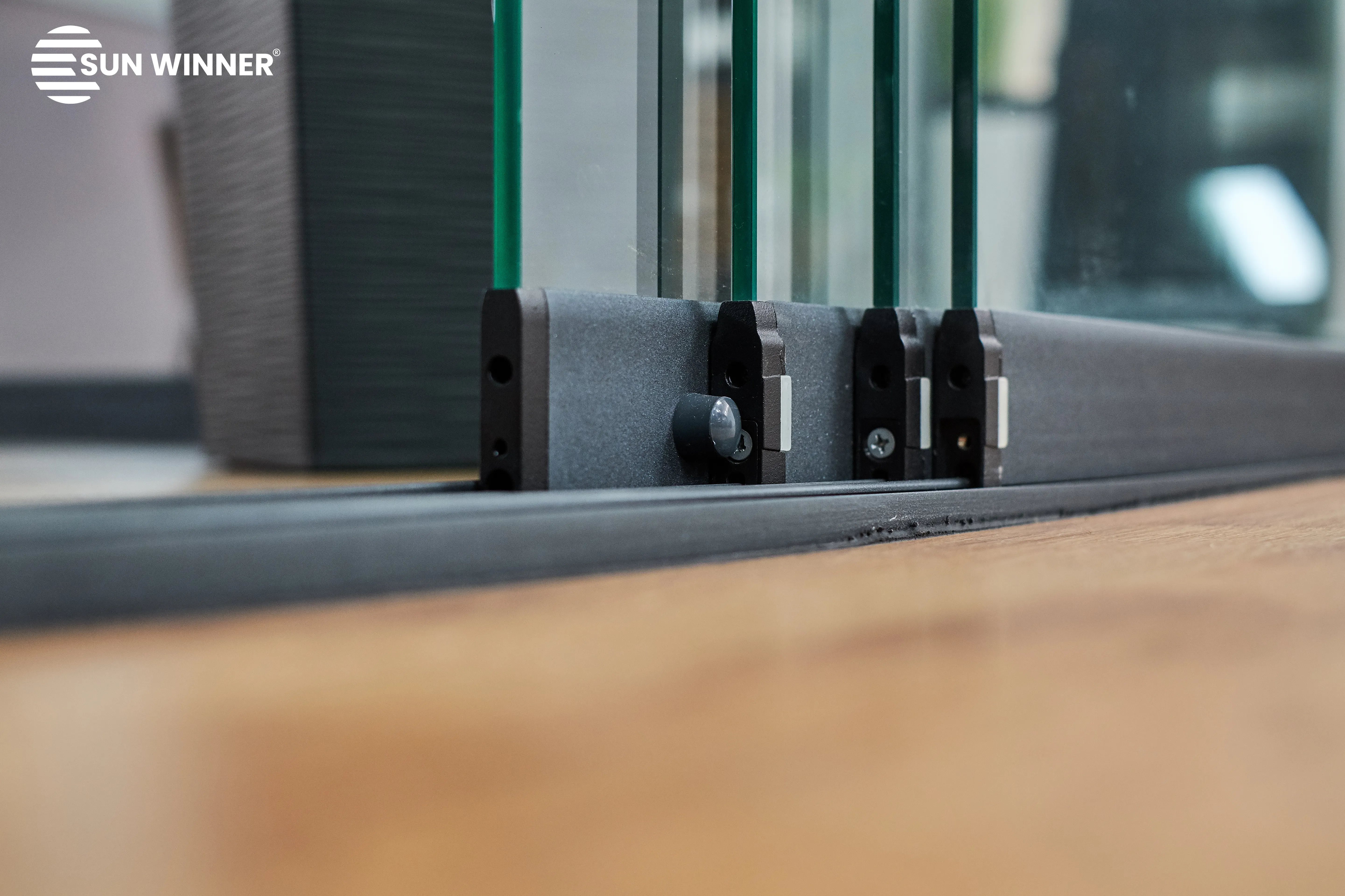 bioklimatska pergola steklena stena drsna steklena stena pergole