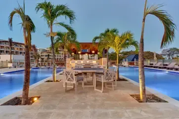 Royalton St Lucia Pool Bar