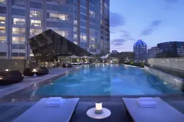 Grand Hyatt Shenzhen Exterior Pool