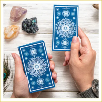 Tarot & Oracle Card Readings