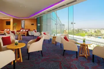 Le Méridien Cairo Airport Club lounge
