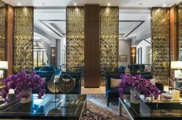 Chatrium Hotel Royal Lake Yangon Club Lounge
