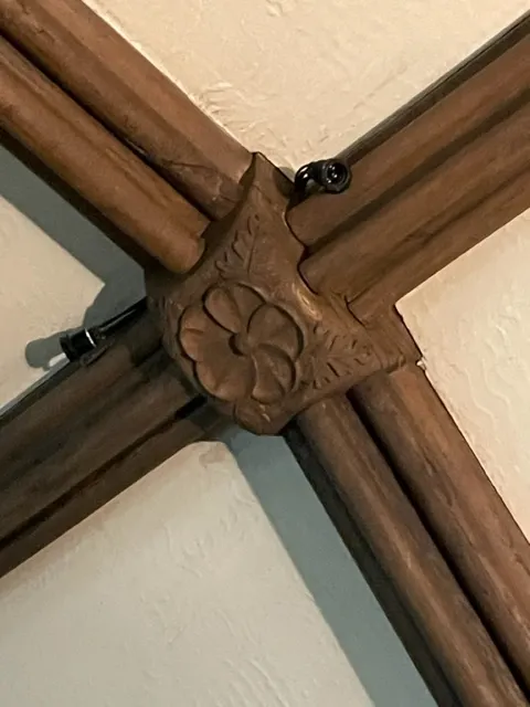 Tudor rose in ceiling at Agecroft hall in Richmond Virginia