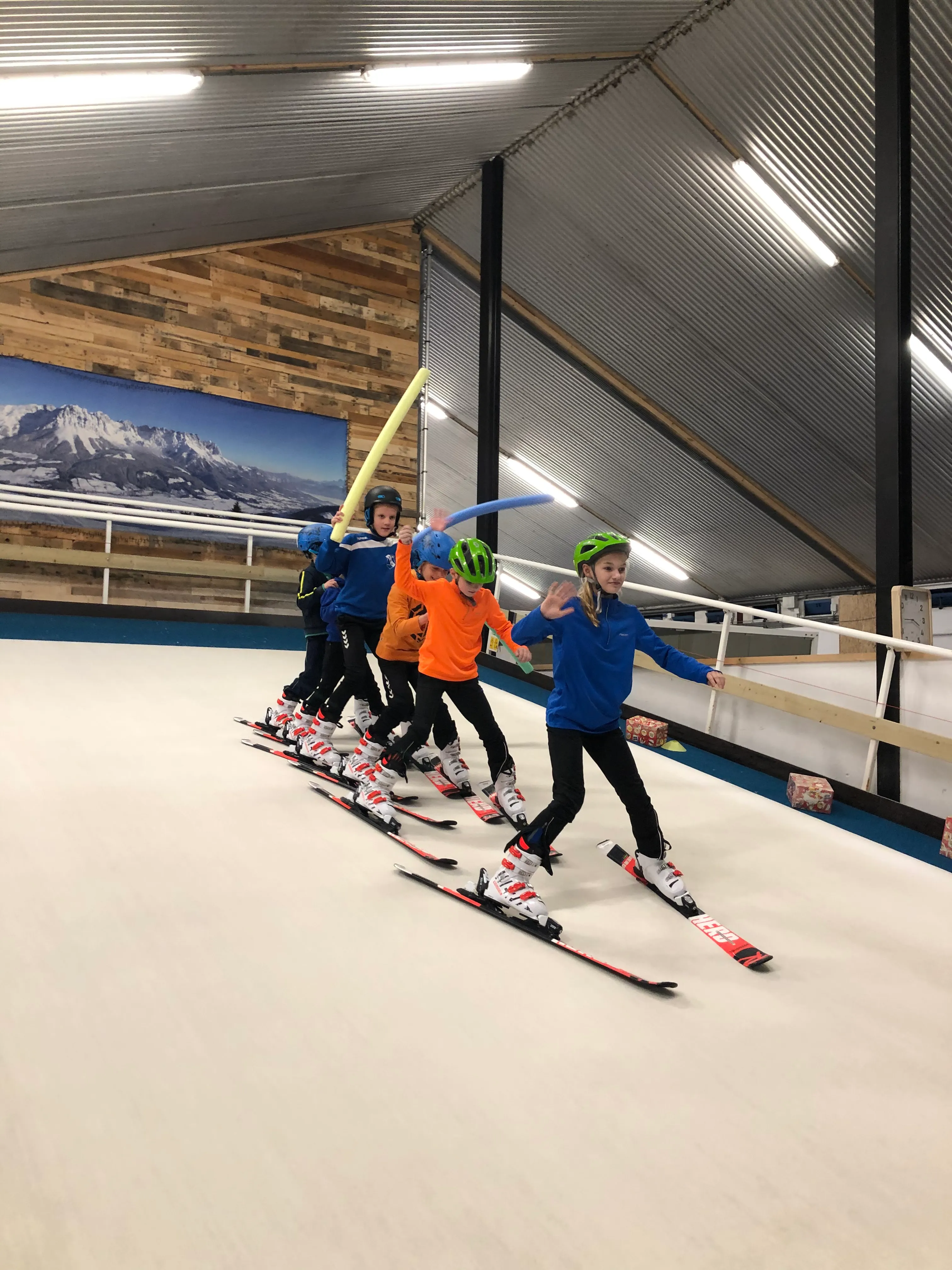 Skiles tijdens kinderfeestje bij SnowiseSports