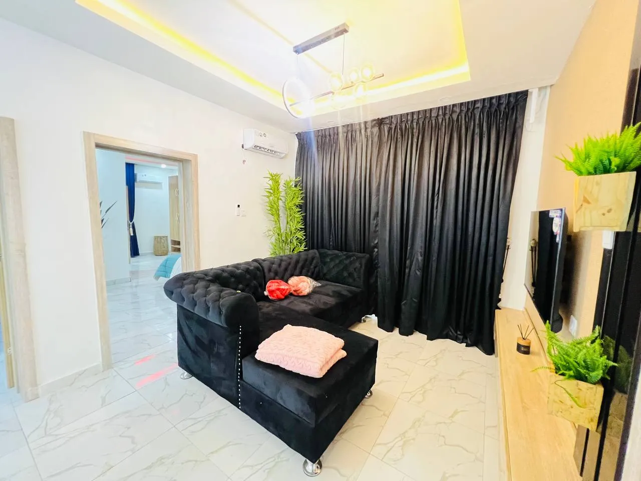 CHEVY CASTLE APARTMENT, CHEVRON, LEKKI.
