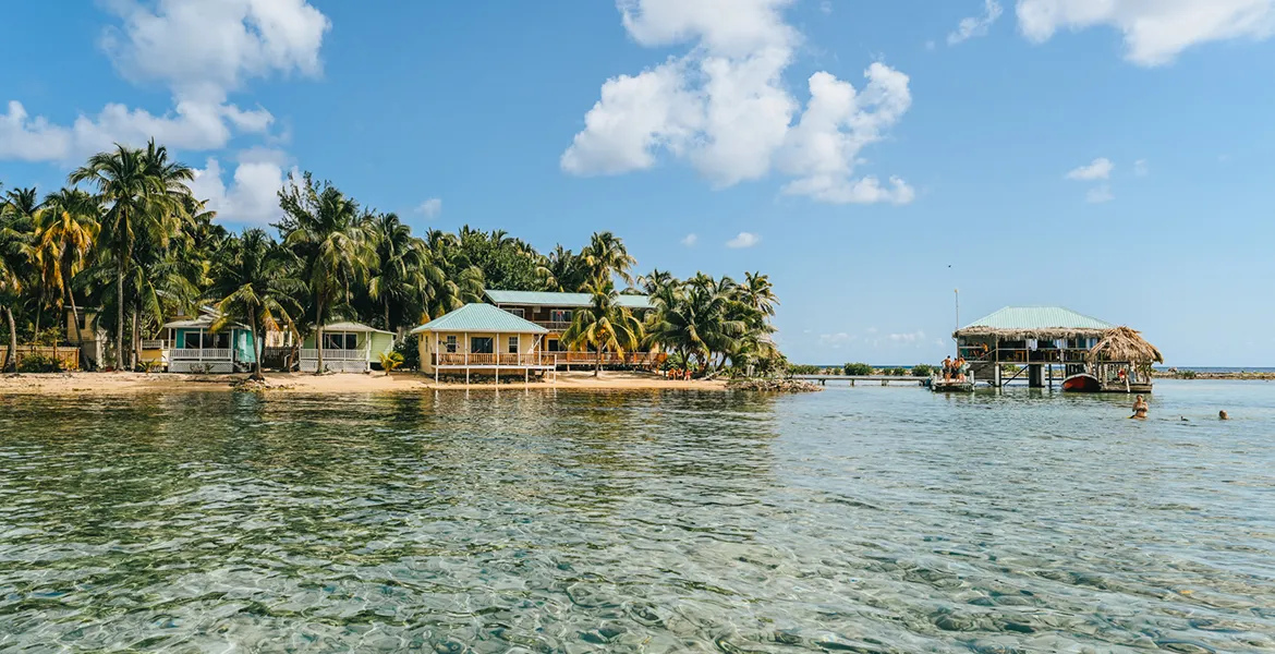 Tobacco-Caye-Reefs-End-Resort-For-Sale