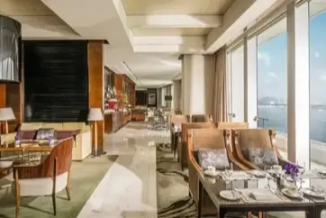Four Seasons Hong Kong Executive Lounge