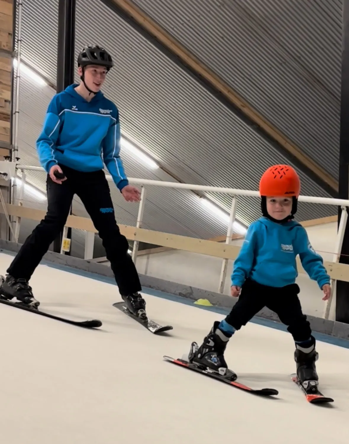ski les voor kinderen, ze leren echt skiën!