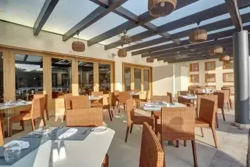 Royalton Hideaway St Lucia Dorado Lounge