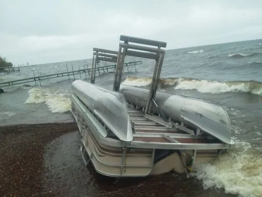 Flipped Pontoon